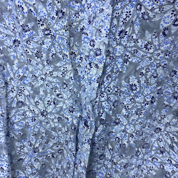 Zara Women's Light Blue Sheer Cropped Blouse * - Picture 2 of 6